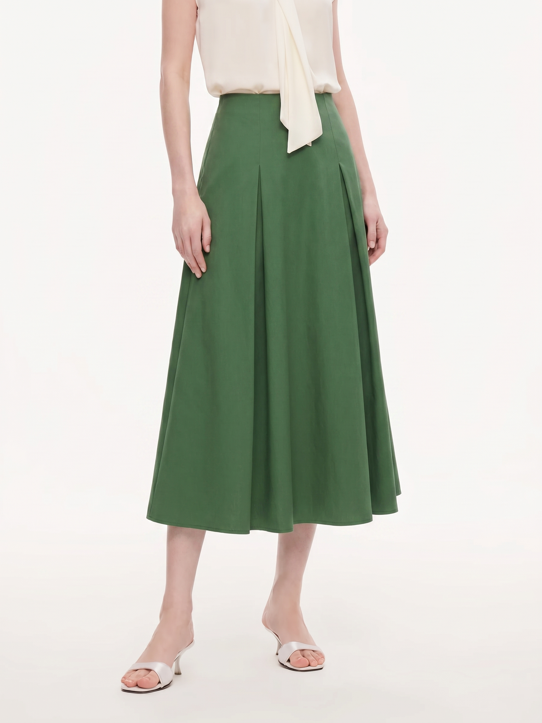 Elastic-Back Side-Pocket Skirt