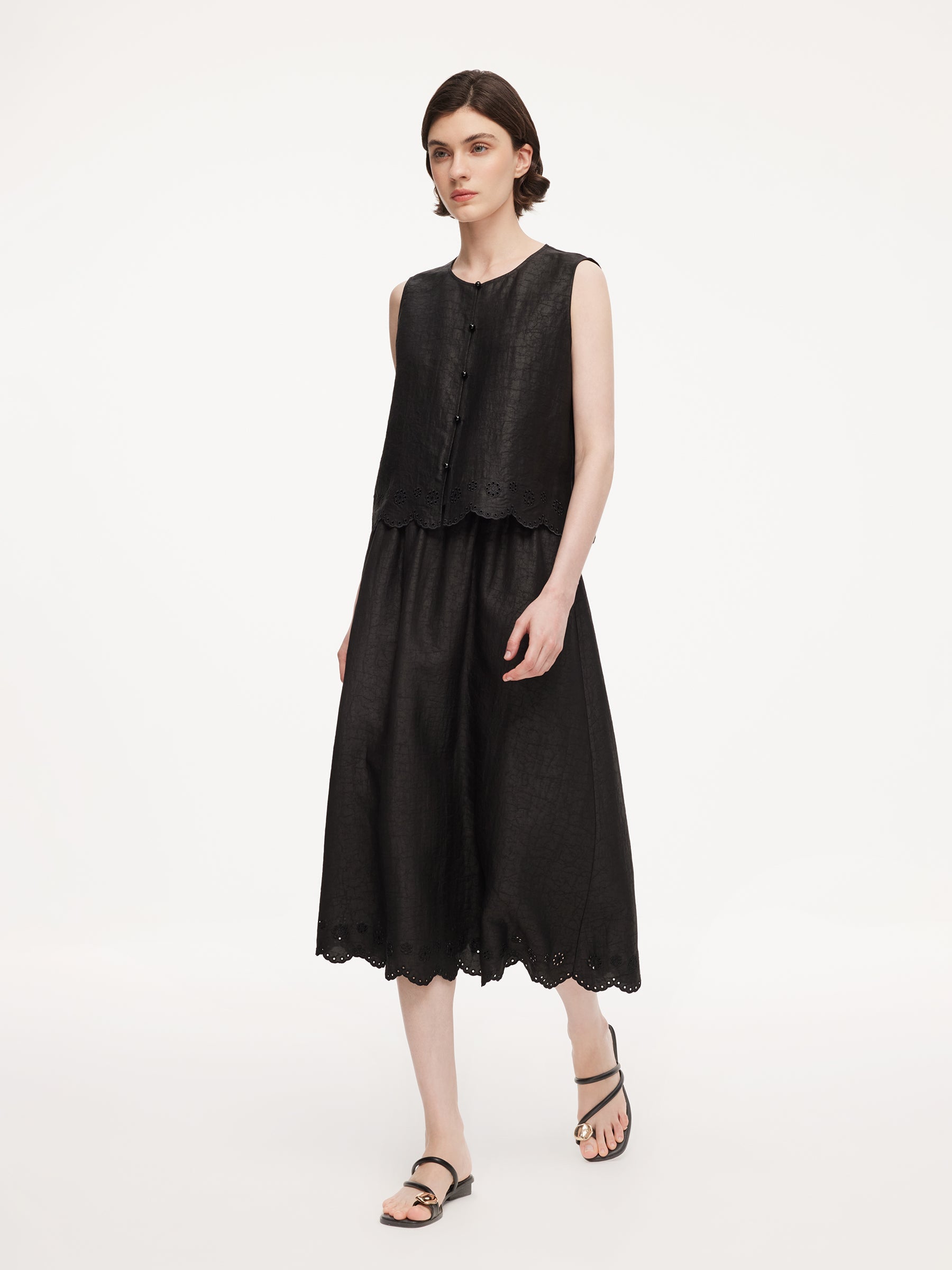 Onyx Button Sleeveless Vest