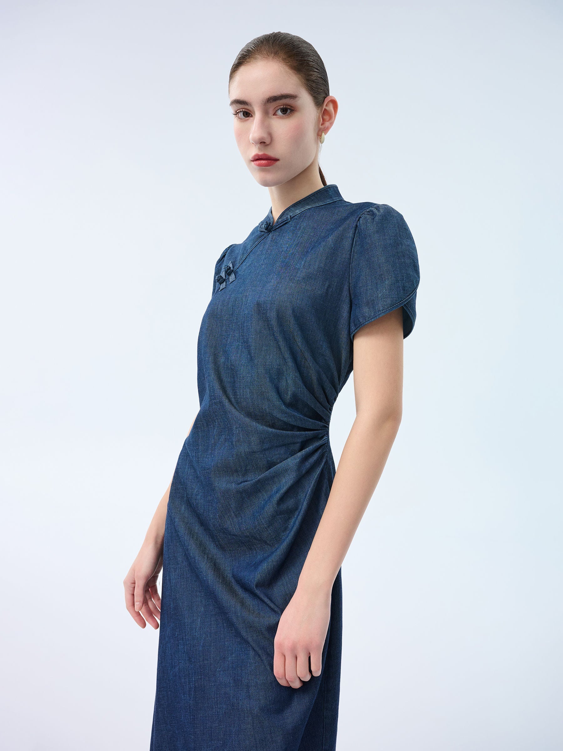 Frog Button Tulip Sleeve Dress