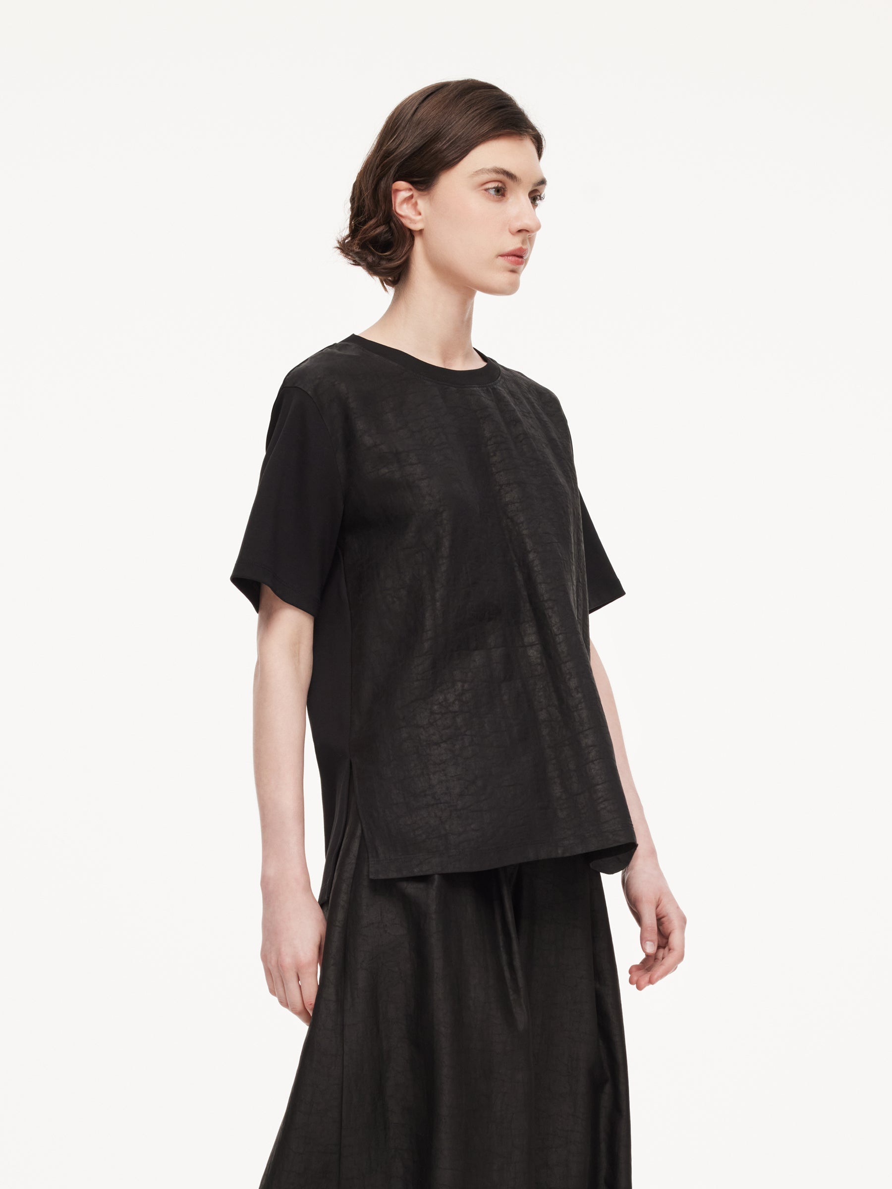 Silk Embroidered H-Line Tee