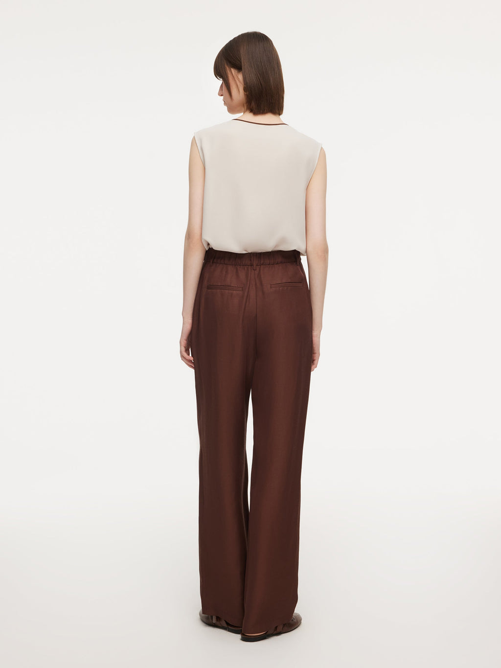 Belt Loop Side-Pocket Cut
