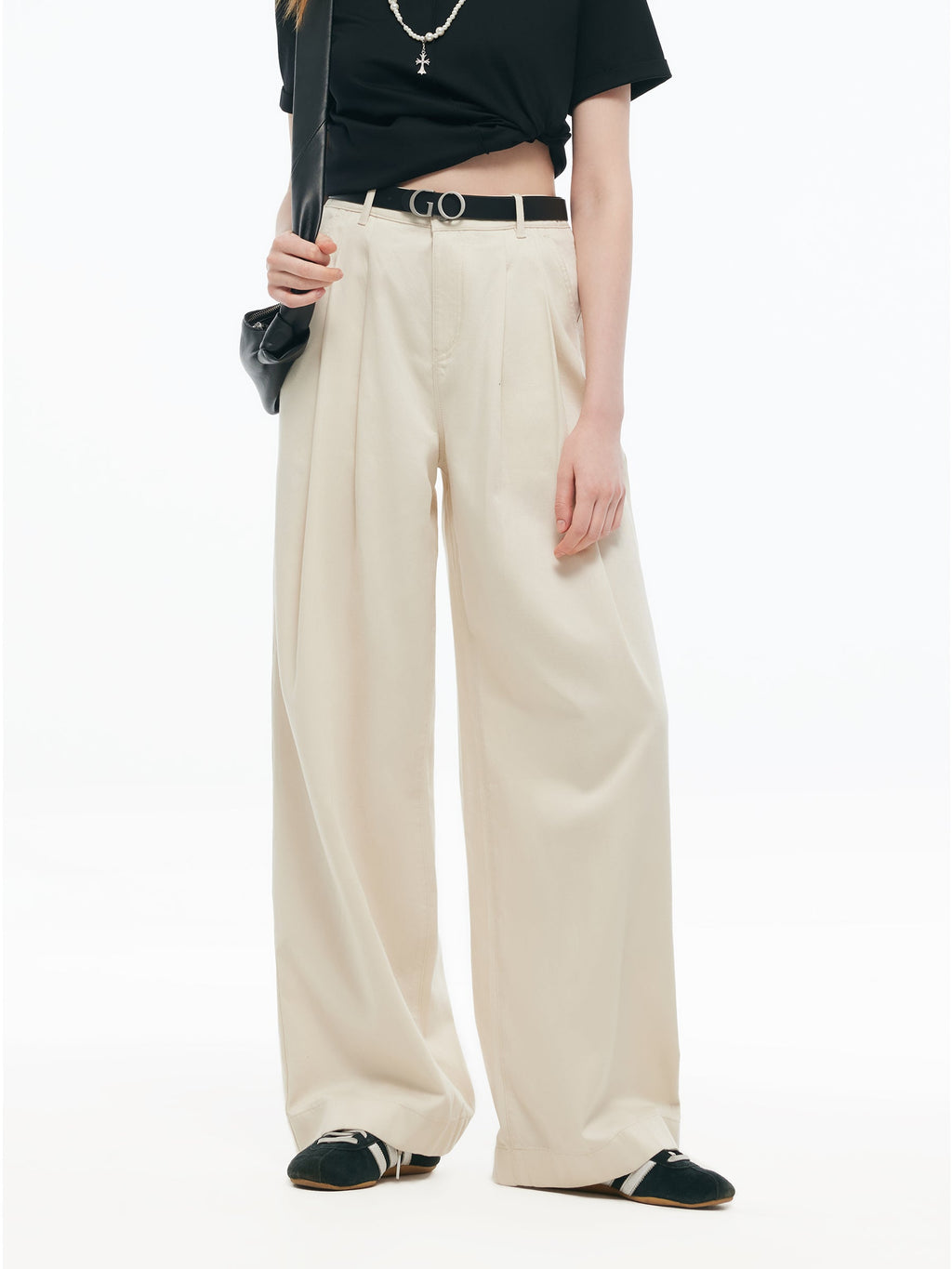 Tencel Wide-Leg Pleat Jeans