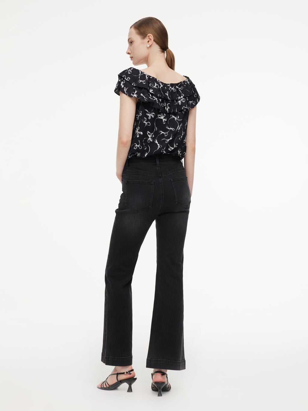 Micro-Flare Leg-elongating Jeans