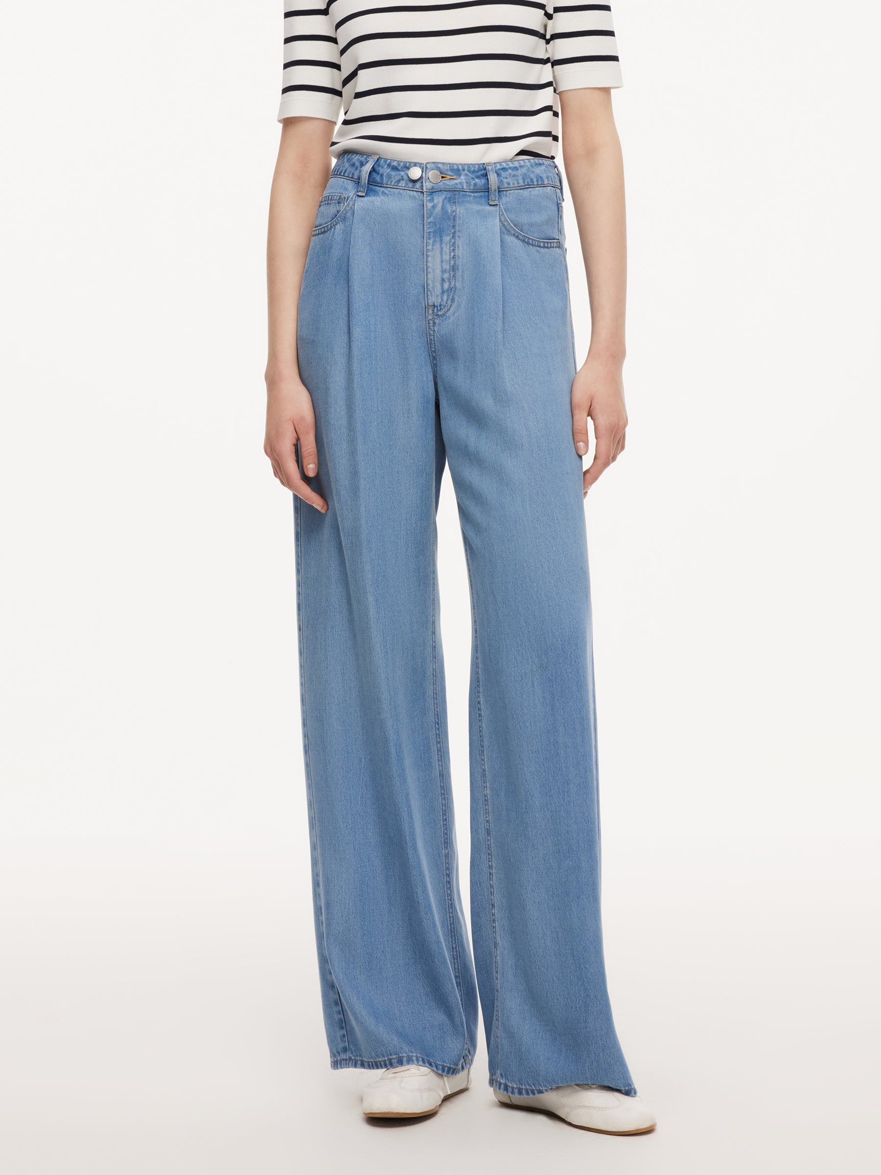 Front-Pleat Summer Denim