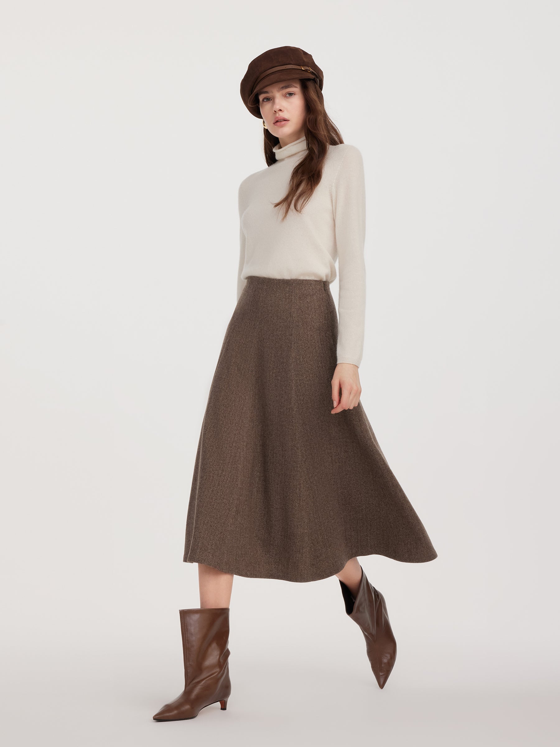 H-Silhouette Fit Knit Top