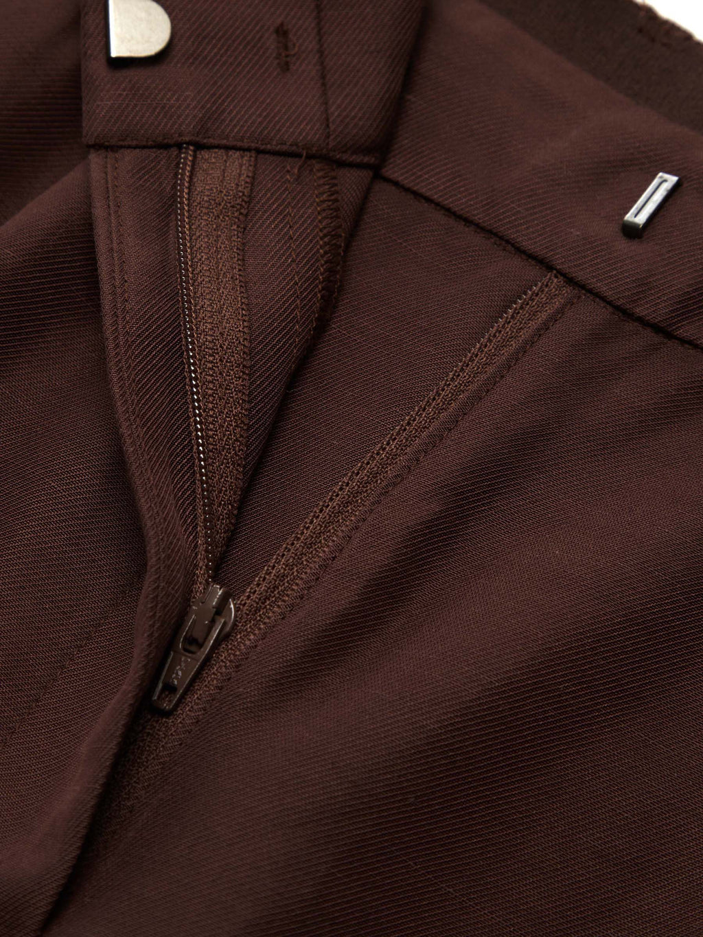 Belt Loop Side-Pocket Cut