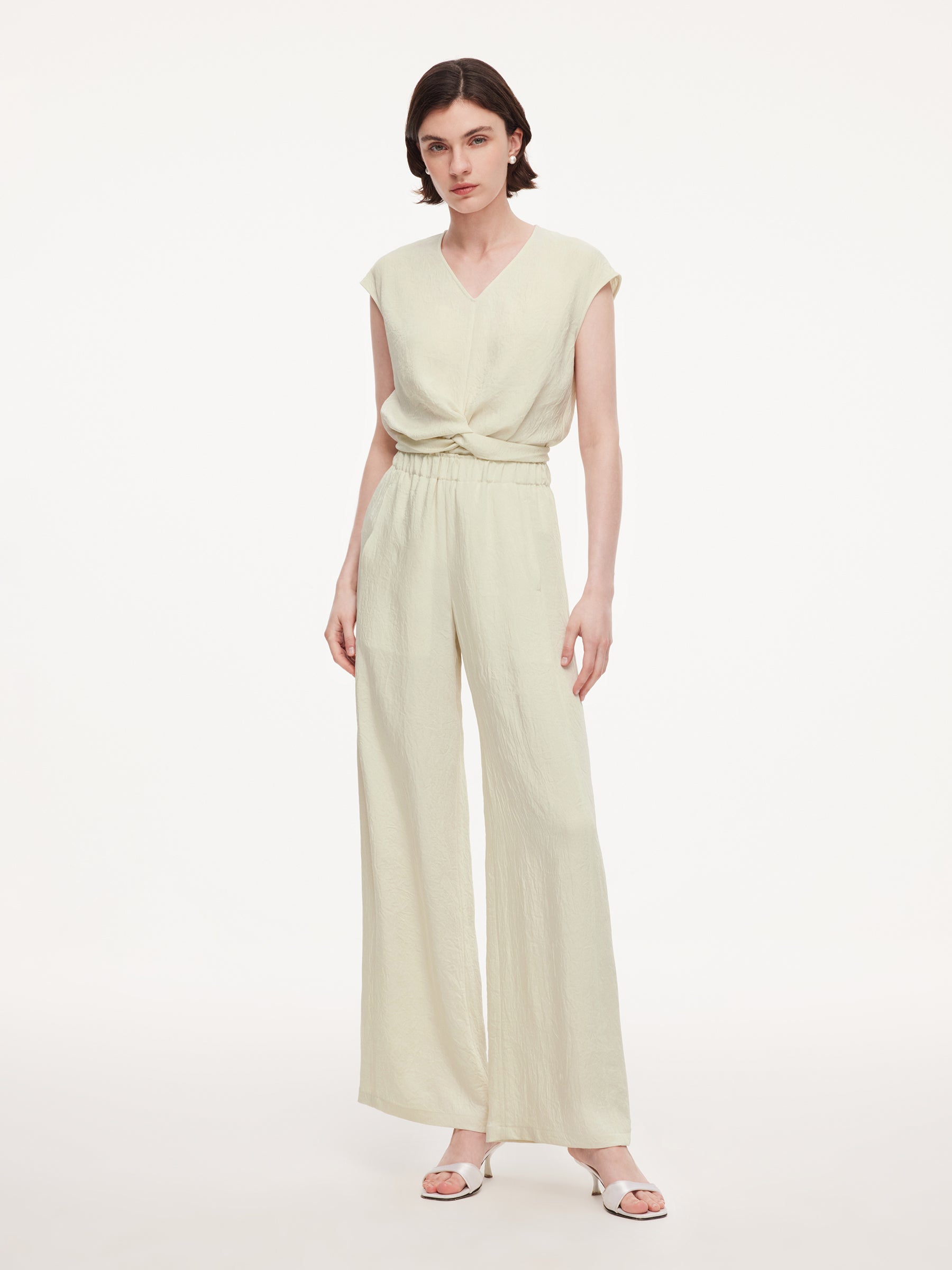 Silky-Luster Slimming Pants