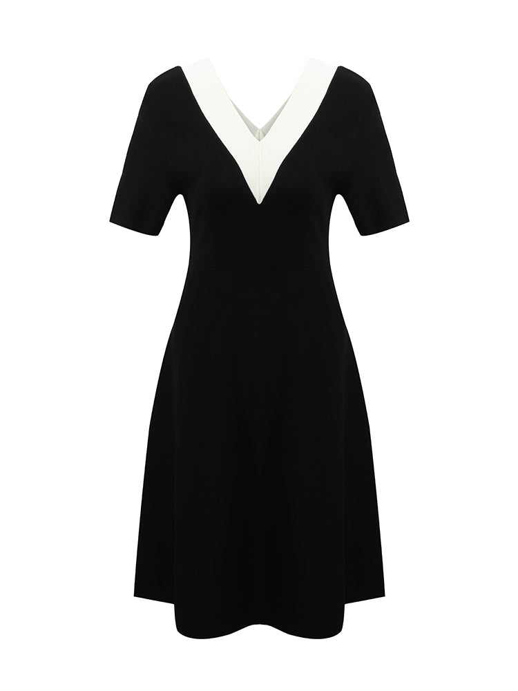 Contrast V-Neck Slim Knit Dress