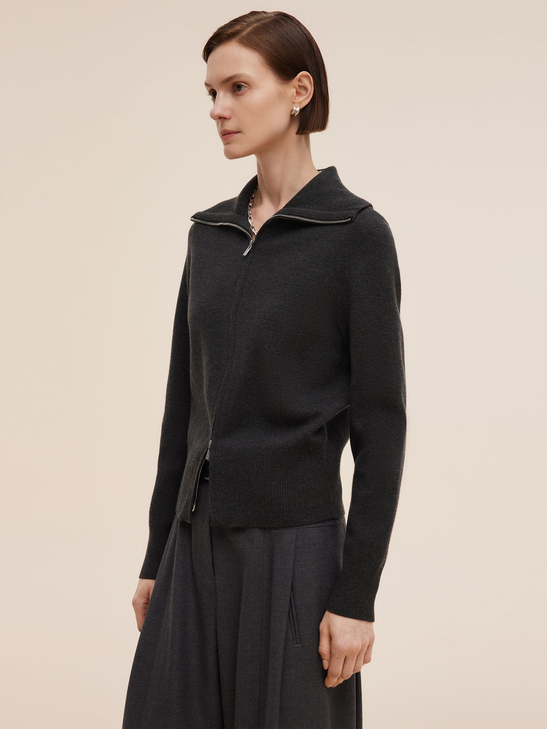 Wide Collar Zip Cardigan