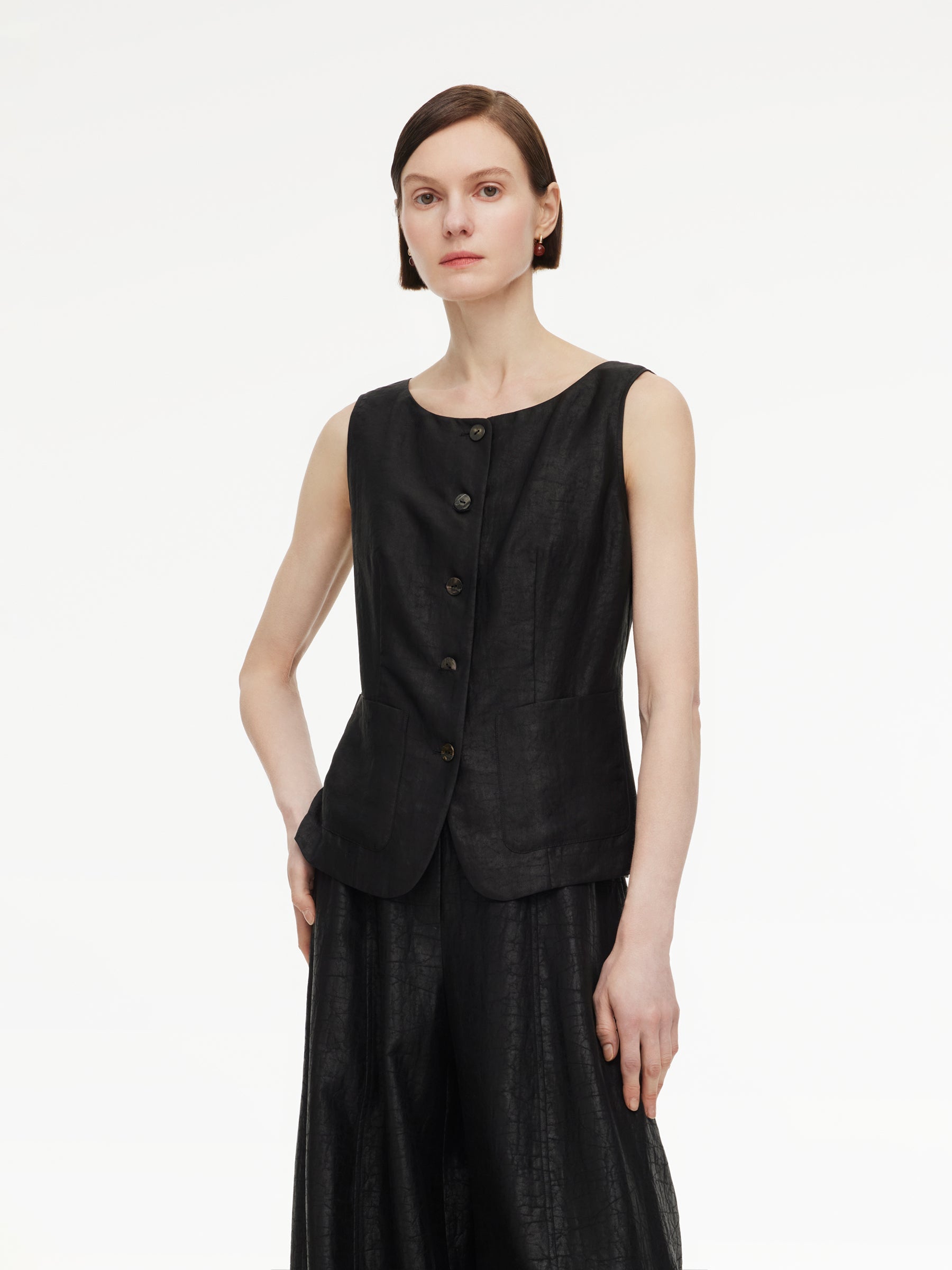 H-Line Round Neck Vest