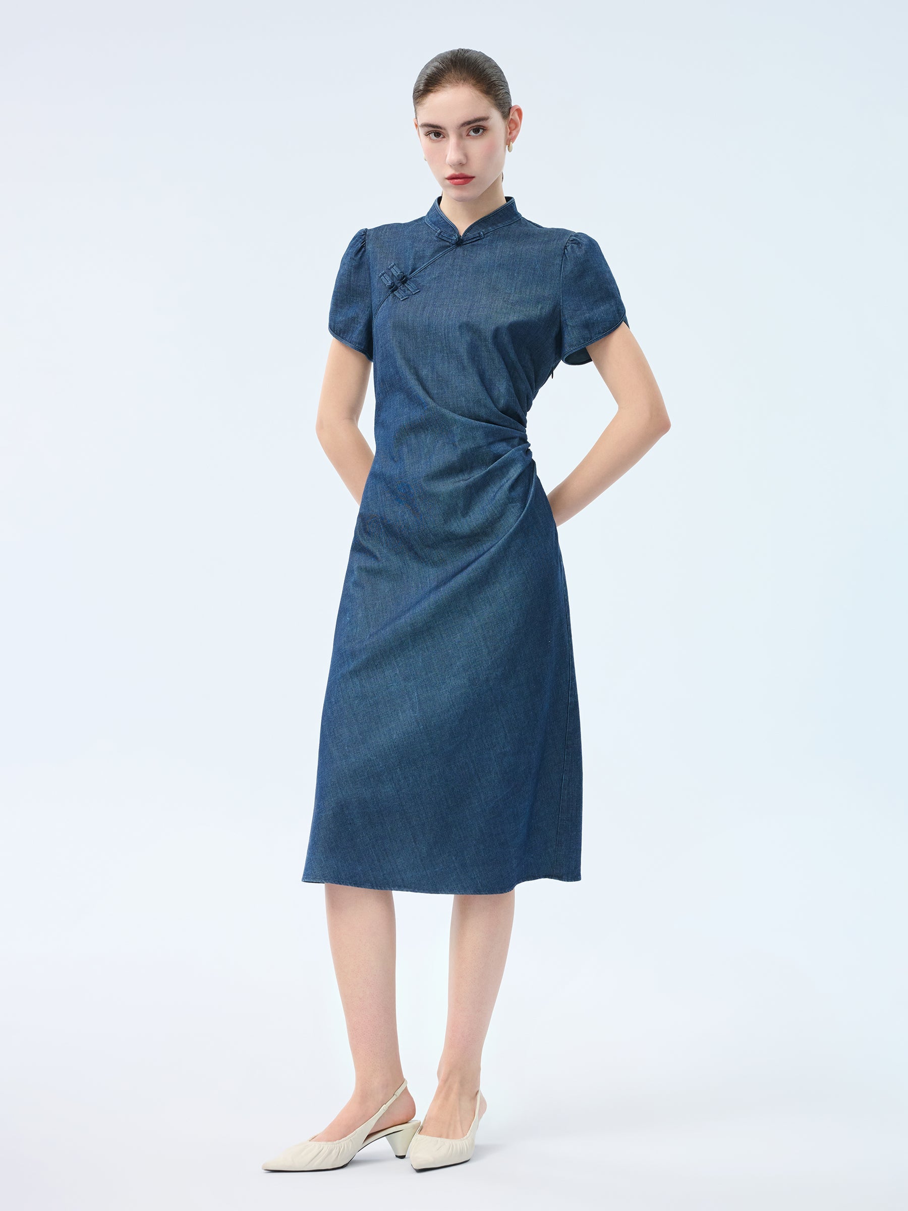 Frog Button Tulip Sleeve Dress
