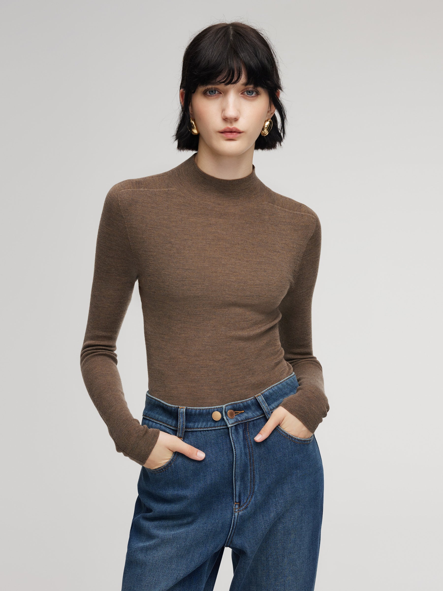 Slim Fit Sleeve-Detail Knit Top