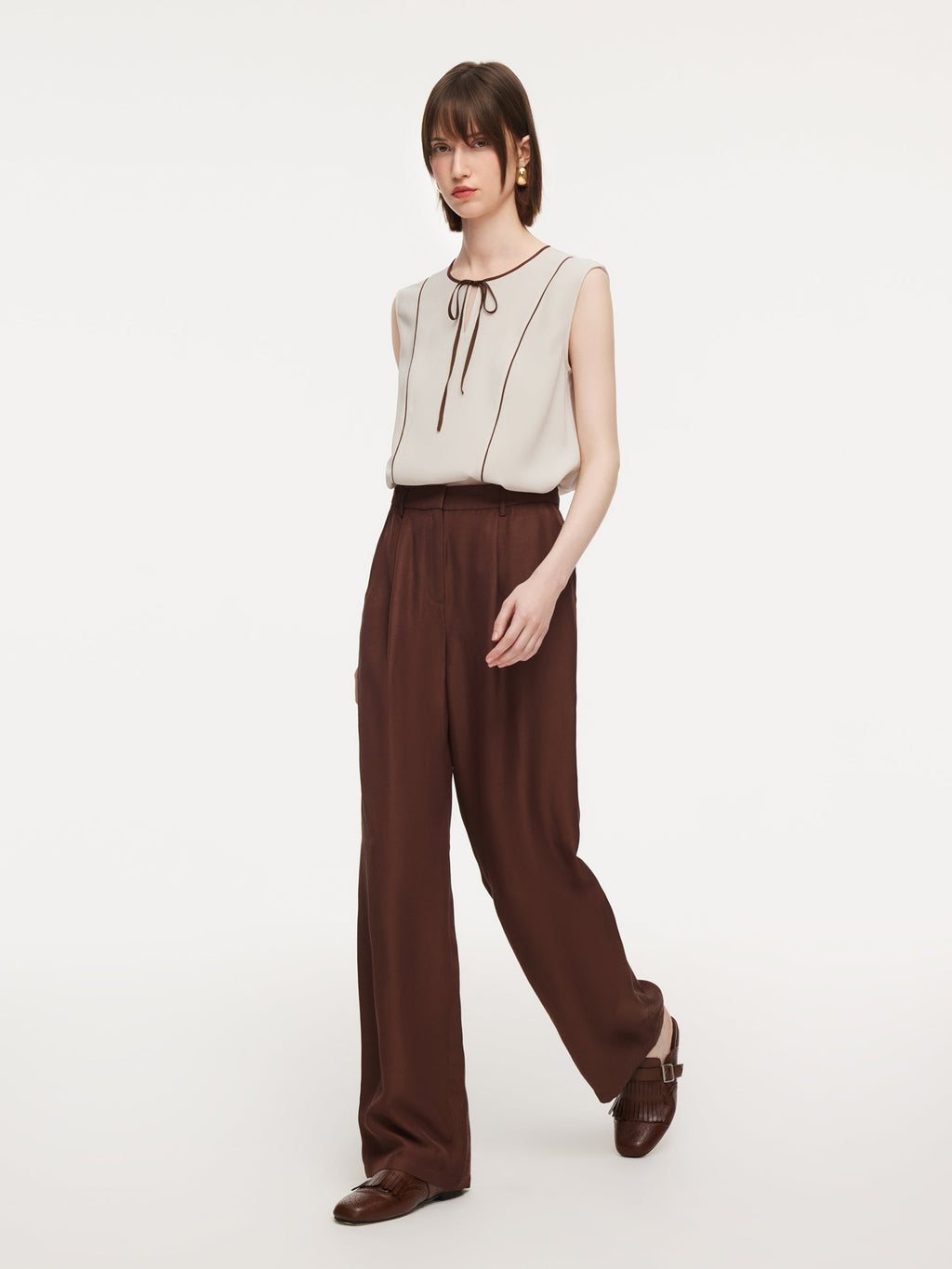 Belt Loop Side-Pocket Cut